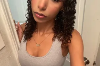 Outcall ONLY 💋 - 19 - Image 3