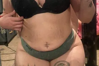 Iam avaliable - 22 - Image 3